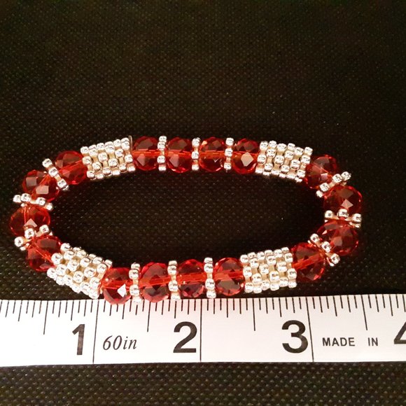 Red Aurora Borealis Silver Tone Bead Stretch Bracelet - Picture 4 of 4